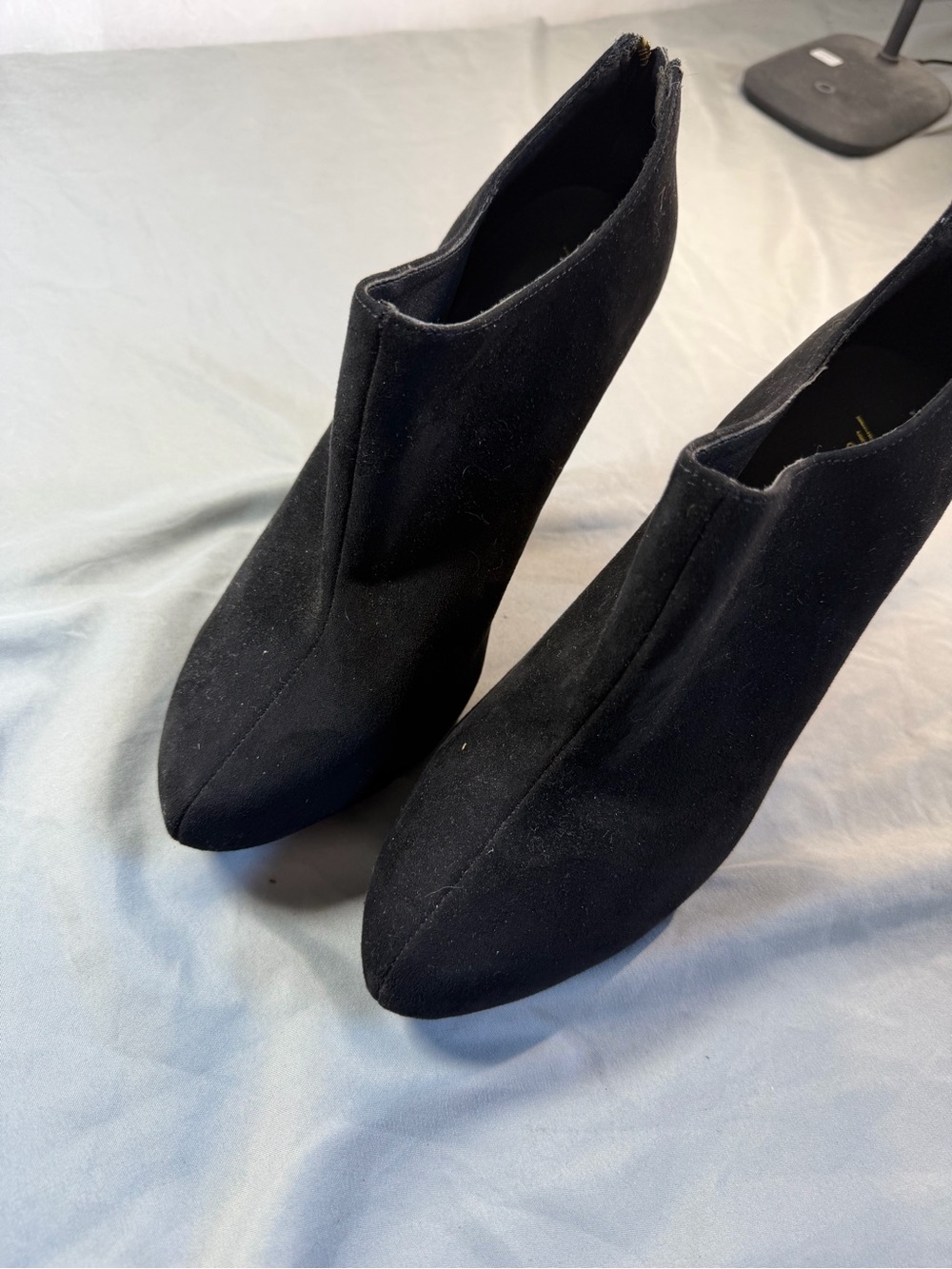 Mari A black suede like stiletto high heels gold zippers women's size 7 - Picture 3 of 7